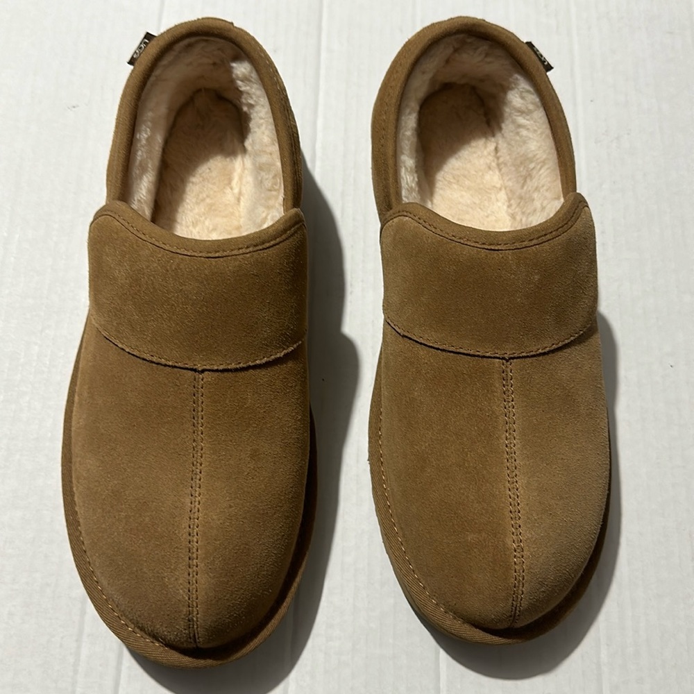 UGG Leisure Outdoor Slippers